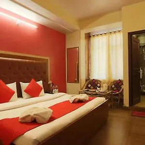 Hotel Harmony Purple Mall Road